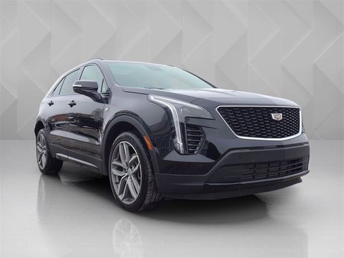 Certified 2023 Cadillac XT4 Sport w/ Cold Weather Package image 7