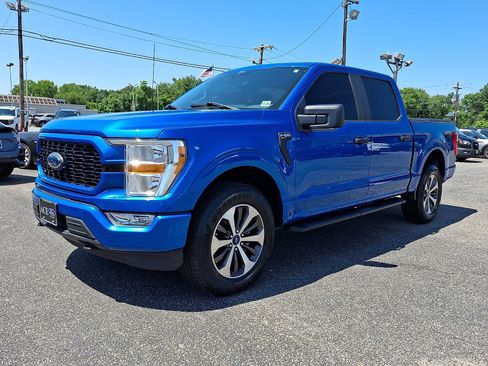 Certified 2021 Ford F150 XL w/ STX Appearance Package AWD/4WD image 3