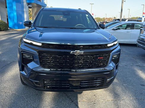 New 2026 Chevrolet Traverse RS w/ LPO, Floor Liner Package FWD image 7