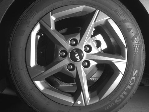 Used 2025 Kia K4 LXS image 14