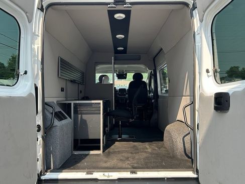Used 2023 RAM ProMaster 1500 FWD image 14