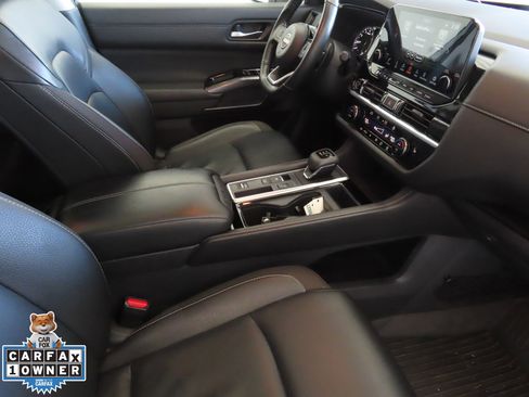 Used 2023 Nissan Pathfinder SL w/ SL Premium Package image 28