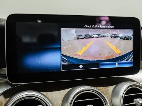 Used 2021 Mercedes-Benz C 300 4MATIC Sedan image 20