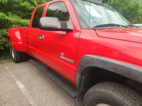 Used 2003 GMC Sierra 3500 SLE AWD/4WD image 3