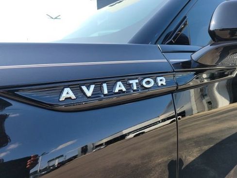 Certified 2025 Lincoln Aviator Reserve w/ Equipment Group 201A AWD/4WD image 22