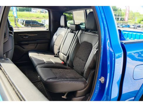 Used 2023 RAM 1500 4x4 Crew Cab image 18