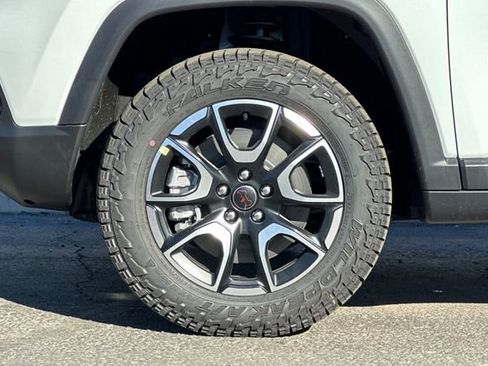 New 2026 Jeep Compass Trailhawk w/ Sun, Sound & Navigation Group image 25