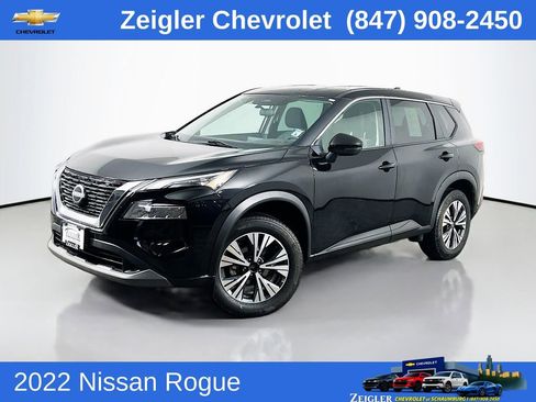 Used 2022 Nissan Rogue SV image 1