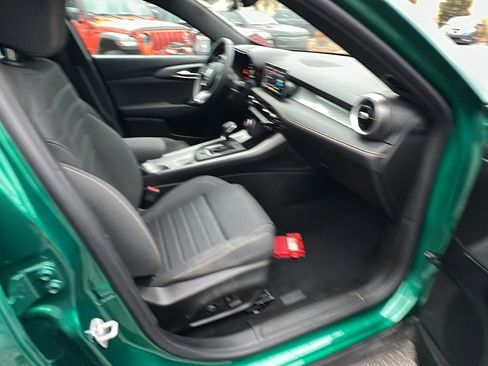 Used 2024 Alfa Romeo Tonale Ti image 21