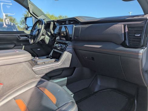 Used 2024 GMC Sierra 2500 AT4 w/ AT4 Premium Plus Package image 29