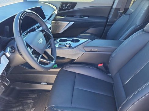 New 2026 Cadillac Optiq Sport 2 w/ LPO, Floor Liner Package image 8