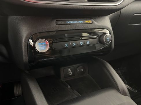 Used 2025 Ford Escape Platinum image 15