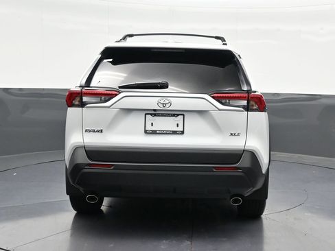 Used 2025 Toyota RAV4 XLE Premium w/ Weather Package FWD image 4