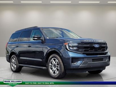 Used 2025 Ford Expedition Active