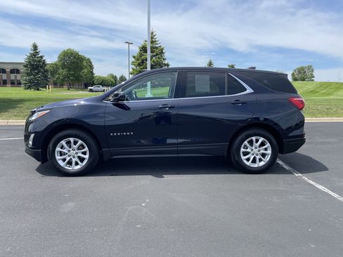 Used 2020 Chevrolet Equinox LT AWD/4WD image 2