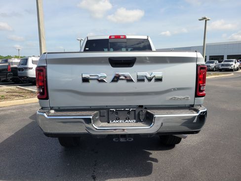 New 2026 RAM 2500 Tradesman AWD/4WD image 7