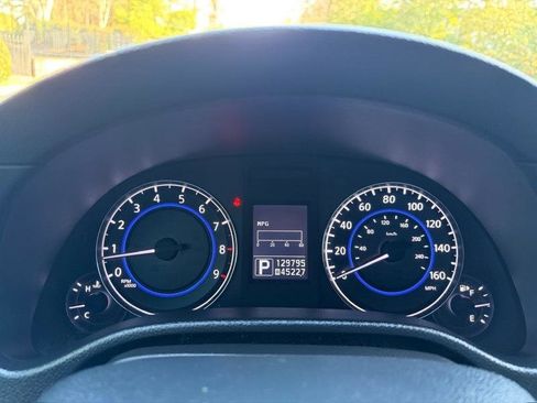 Used 2013 INFINITI G37 Journey w/ Premium Pkg image 27