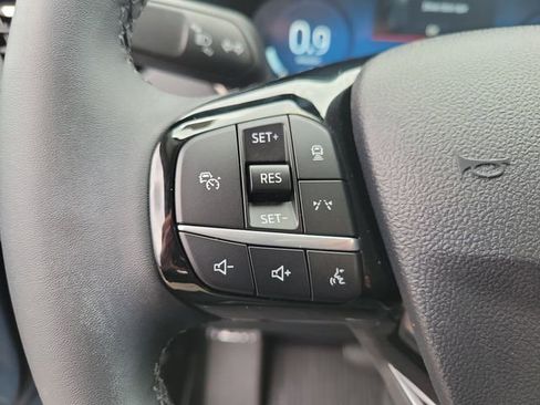 Used 2023 Ford Escape Platinum AWD/4WD image 17