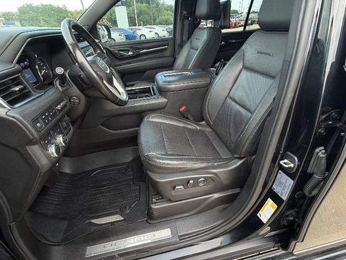 Used 2021 GMC Yukon Denali w/ Denali Premium Package AWD/4WD image 53
