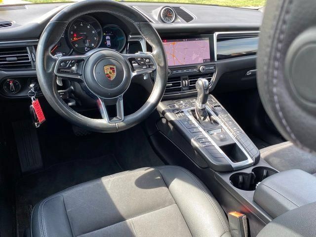 Used 2019 Porsche Macan AWD/4WD image 27