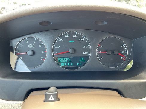 Used 2008 Chevrolet Impala LT w/ Luxury Edition Package FWD image 18