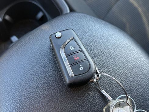 Used 2025 Toyota RAV4 LE image 22