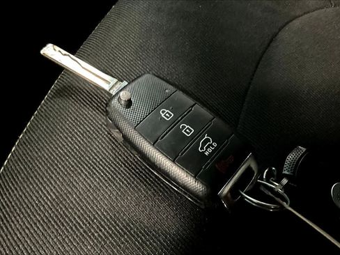 Used 2014 Kia Soul + image 18