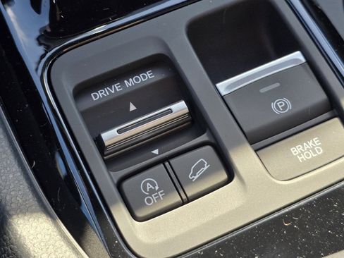 New 2025 Honda Pilot TrailSport image 8