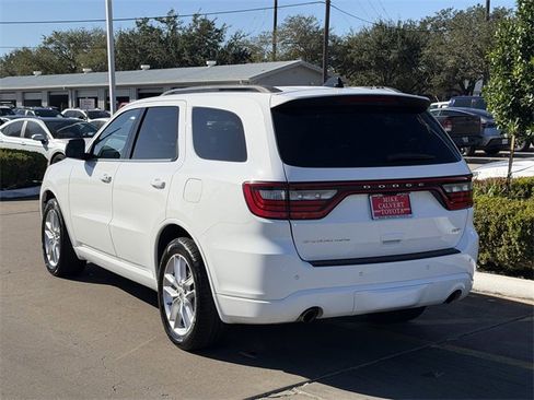 Used 2023 Dodge Durango GT image 5