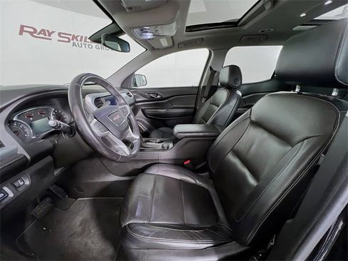 Used 2017 GMC Acadia SLT image 9