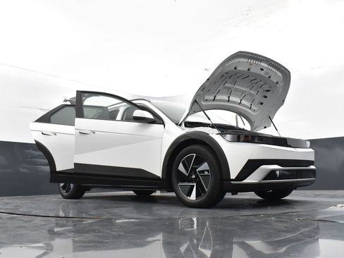 New 2025 Hyundai Ioniq 5 SEL image 38