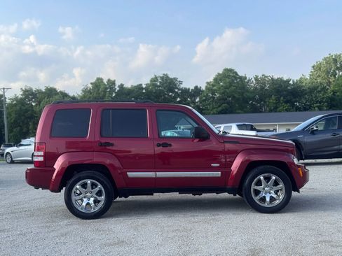 Used 2012 Jeep Liberty Sport AWD/4WD image 6