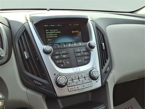 Used 2017 Chevrolet Equinox Premier w/ Enhanced Convenience Package image 17