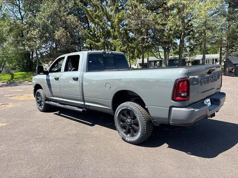 New 2026 RAM 2500 Tradesman AWD/4WD image 4