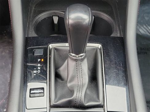 Used 2023 MAZDA MAZDA3 s image 30