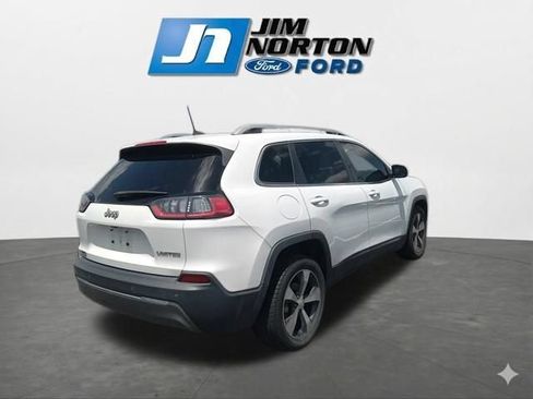 Used 2019 Jeep Cherokee Limited FWD image 10