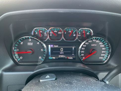 Used 2017 Chevrolet Silverado 1500 LT w/ All Star Edition image 12