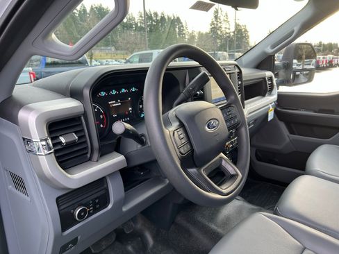 Used 2024 Ford F350 XL w/ Snow Plow Prep Package image 10