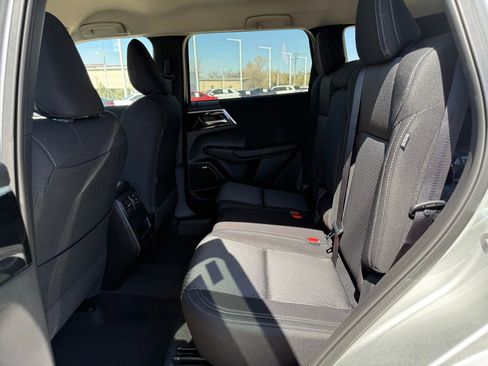 New 2026 Mitsubishi Outlander ES image 19