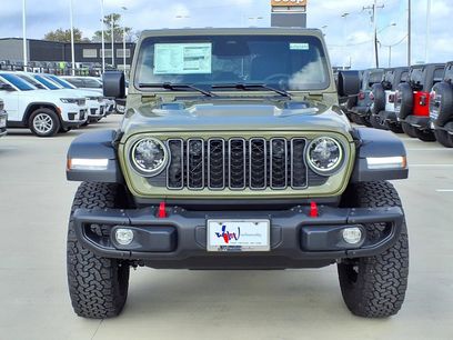 New 2026 Jeep Wrangler Unlimited Rubicon w/ Steel Bumper Group