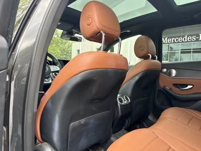 Used 2020 Mercedes-Benz GLC 300 4MATIC image 11
