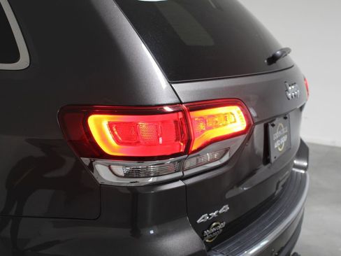 Used 2021 Jeep Grand Cherokee Limited w/ Trailer Tow Group IV image 56