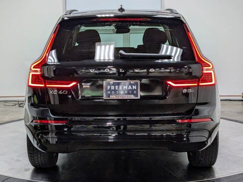 Used 2023 Volvo XC60 B5 Core w/ Climate Package AWD/4WD image 8