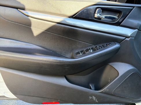 Used 2019 Nissan Maxima 3.5 S w/ Floor Mat Group image 19