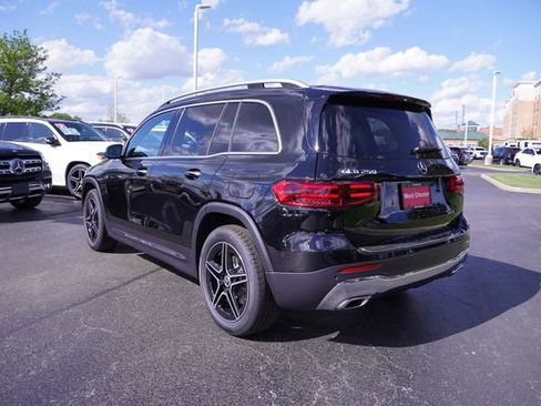 New 2026 Mercedes-Benz GLB 250 4MATIC image 8