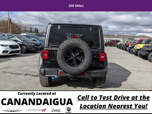 Used 2023 Jeep Wrangler Unlimited Rubicon 4xe image 11