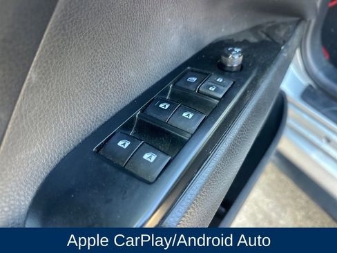 Used 2020 Toyota Camry XSE image 10