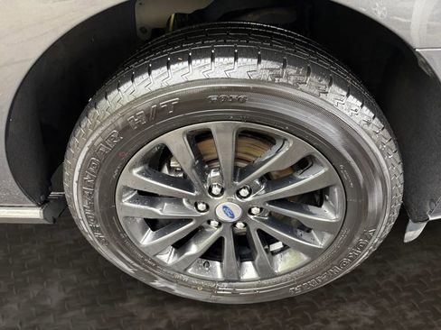 Used 2019 Ford Expedition Limited AWD/4WD image 42