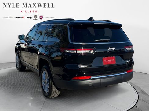 New 2025 Jeep Grand Cherokee L Laredo image 14