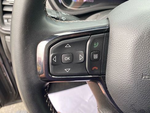 Used 2024 RAM 2500 Limited image 19